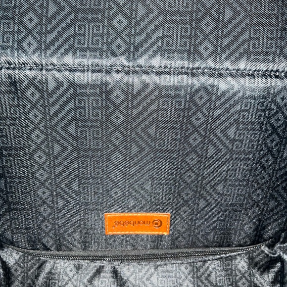 Monbebe Diaper Backpack with Bassinet Changing Station - Picture 2 of 13